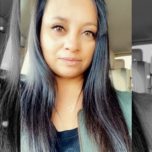 Meet your Posher, Alejandra